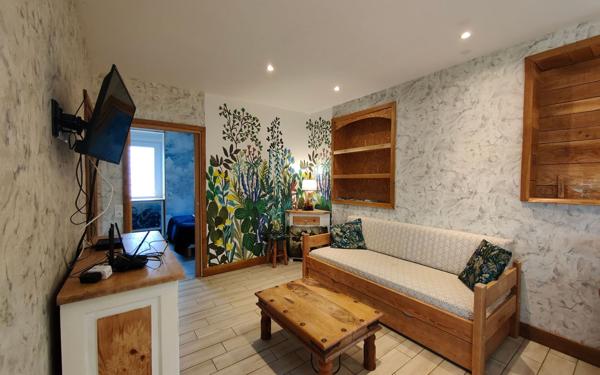 Maison à vendre    3 pièces • 162 m2 Le Merzer