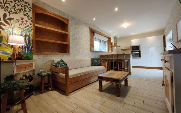 Maison à vendre    3 pièces • 162 m2 Le Merzer