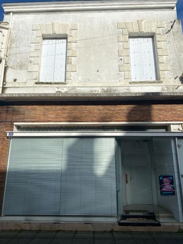 Immeuble Machecoul Saint Meme 5 pièce(s) 78 m2