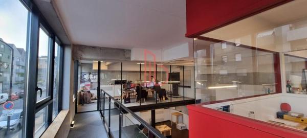Bureau de 355 m² à vendre à Bordeaux Bassins A Flot