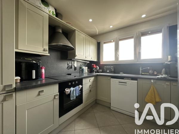 Appartement à vendre 4 pièces 80,17 m² Villecresnes