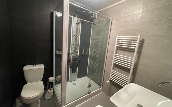 Maison à vendre    4 pièces • 164,44 m2 Cussac