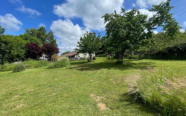 Maison à vendre    4 pièces • 164,44 m2 Cussac