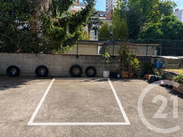 Parking à vendre  12 m 2   ISSY LES MOULINEAUX  - 92