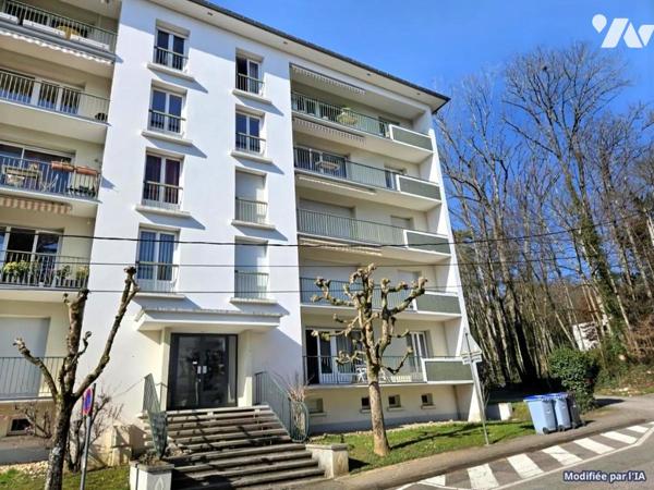 Appartement T3 secteur prisé à LONS-LE-SAUNIER.