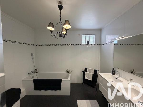 Maison à vendre 8 pièces 156 m² Le Blanc-Mesnil