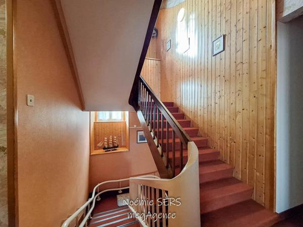 Maison à Cholet, 49300 - 15 pièces 295m²