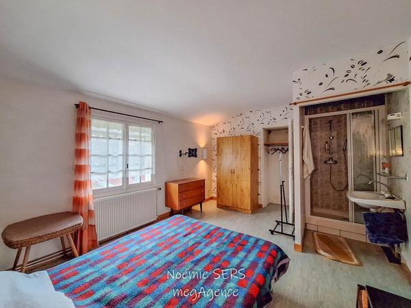 Maison à Cholet, 49300 - 15 pièces 295m²