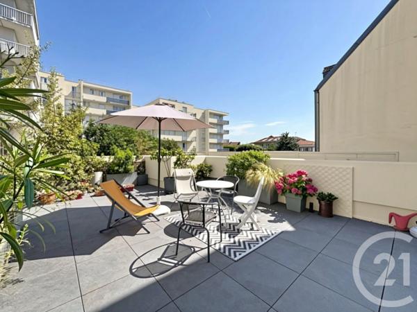 Appartement F4 à vendre  4 pièces - 86,16 m 2   THIAIS  - 94