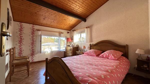 Castelnau-de-Médoc – Élégante Maison Familiale 162 M2 en lisière de Forêt