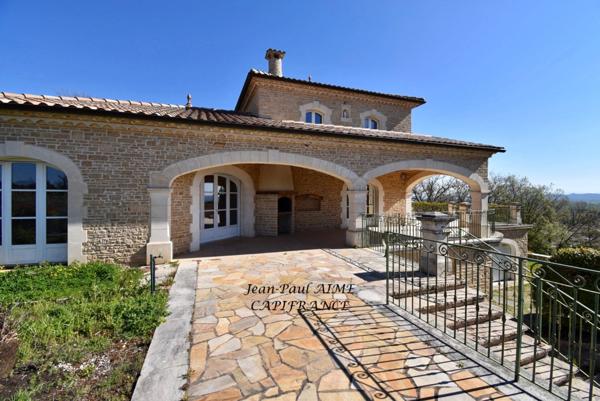 PONT SAINT ESPRIT (30) - Maison en pierre d'une surface de 308m2 à vendre