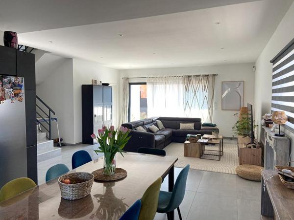 Maison Montelimar 5 pièce(s) 134 m2