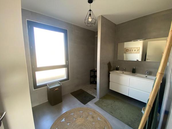 Maison Montelimar 5 pièce(s) 134 m2