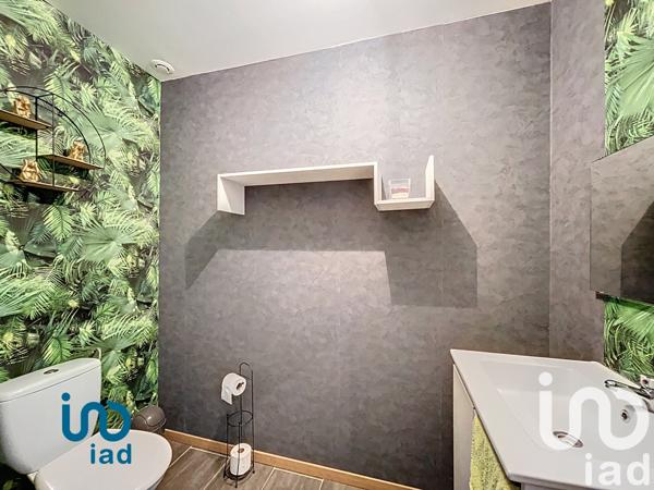 Maison à vendre 6 pièces 153 m² Saint-Maixent-de-Beugné