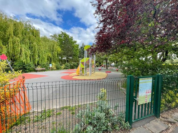 Appartement 3 pièces 67 m2 à 5 minutes du RER A de Neuilly Plaisance