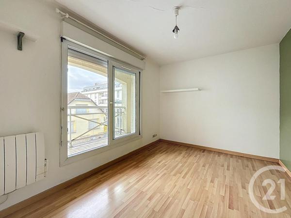 Appartement F3 à vendre  2 pièces - 45 m2 PONTAULT COMBAULT - 77