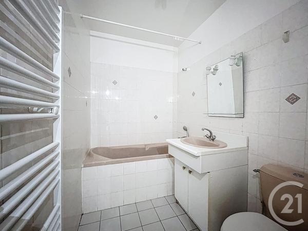 Appartement F3 à vendre  2 pièces - 45 m2 PONTAULT COMBAULT - 77