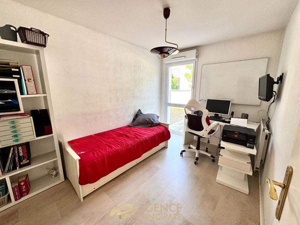 Appartement - T3 - 68 m2 - La Rochelle - Secteur les Minimes (Lac de la Sole) 345 000 € **  - Référence  AMJH681D5