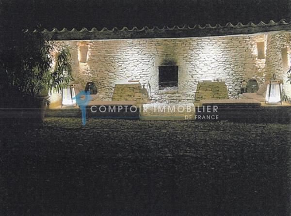 Propriete
                                                                                                                                                                                                                                                                                                                        14 pièce(s)                                                                                                                                                                                                          8 chambre(s)                                                                                                                                                                                                          495  m²