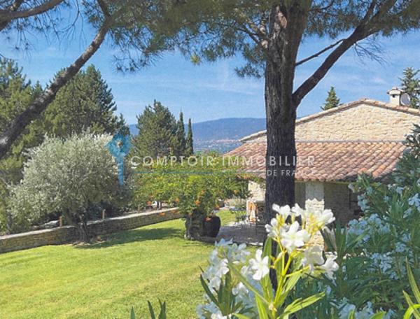 Propriete
                                                                                                                                                                                                                                                                                                                        14 pièce(s)                                                                                                                                                                                                          8 chambre(s)                                                                                                                                                                                                          495  m²