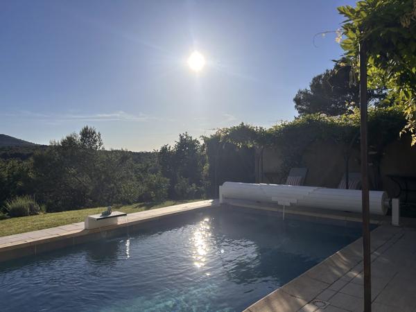 Au coeur du  Golf Pont Royal , au pied du Luberon et des Alpilles, Maison avec vue féérique