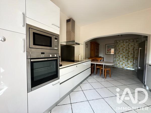 Maison à vendre 7 pièces 160 m² Saint-Cyr-sur-Mer