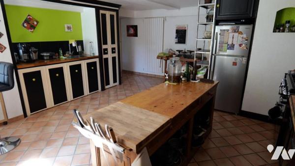 A proximité de FORCALQUIER