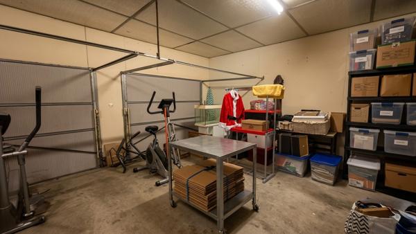 Maison  de plain pied A LOUER  avec double garage sur Les Martres De Veyre