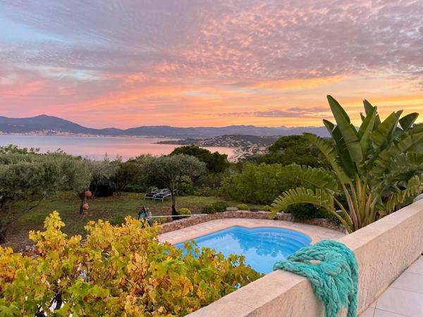 Villa de Prestige T8 320M² vue imprenable sur toute la baie proche plage