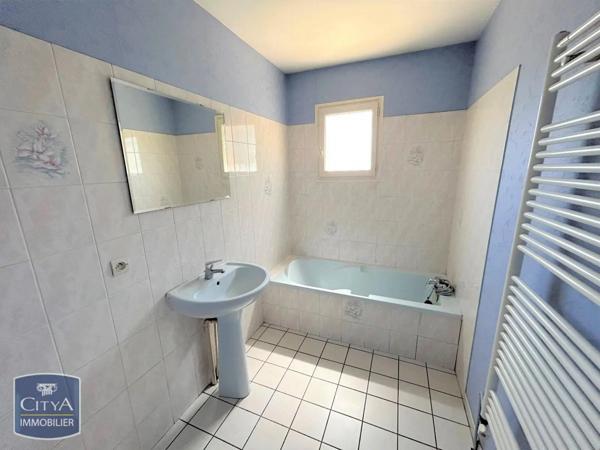 Maison à louer 5 pièces 100m²