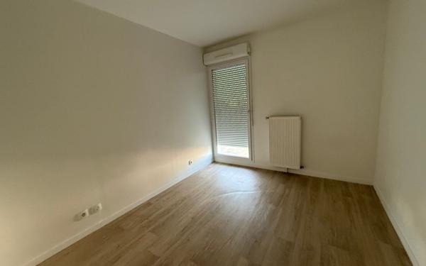 Appartement à louer    3 pièces • 66,50 m2 La Courneuve
