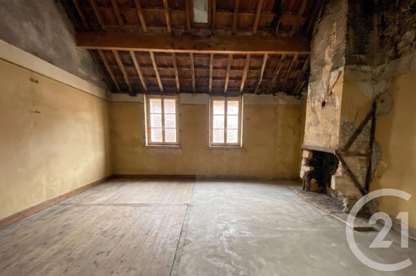 Appartement à vendre  2 pièces - 80 m 2   DOLE  - 39