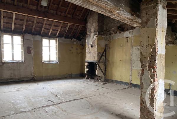 Appartement à vendre  2 pièces - 80 m 2   DOLE  - 39