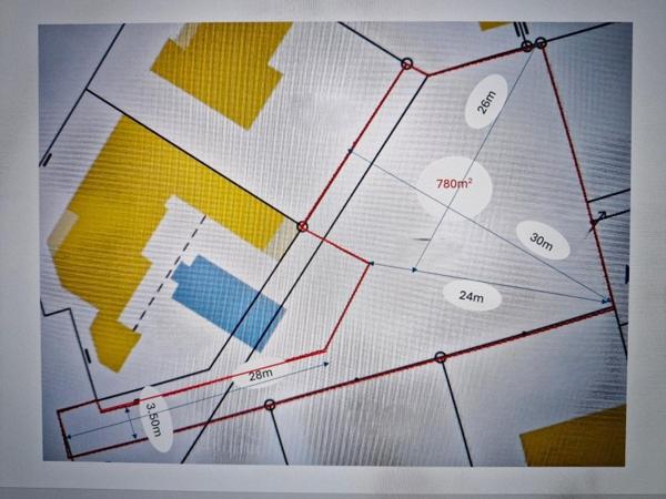 TERRAIN À BÂTIR VIABILISE DANS UN SECTEUR TRÈS RECHERCHÉ