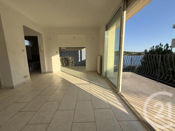 Immeuble à vendre  420 m 2   LA SEYNE SUR MER  - 83