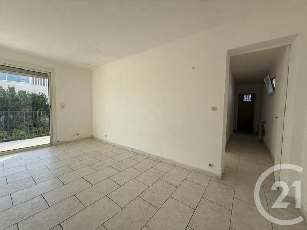 Immeuble à vendre  420 m 2   LA SEYNE SUR MER  - 83