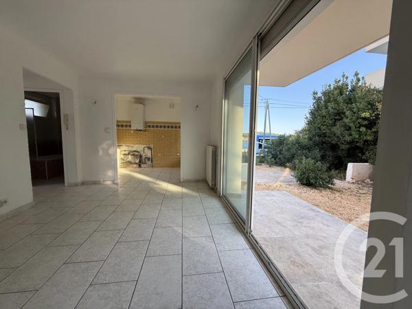 Immeuble à vendre  420 m 2   LA SEYNE SUR MER  - 83