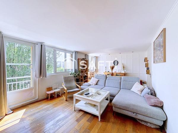 Appartement de 83 m2, 3 chambres, cave et parking