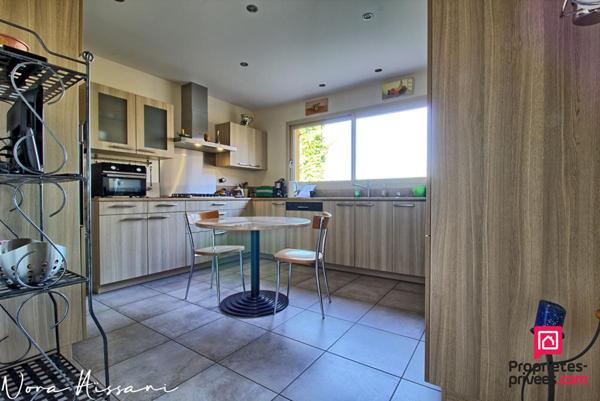 Maison Mont Sous Vaudrey 6 pièce(s) 195 m2