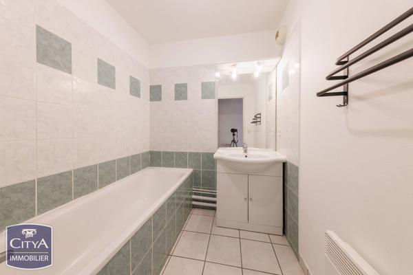 Appartement à vendre 2 pièces 47.75m² Clermont-Ferrand (63100)