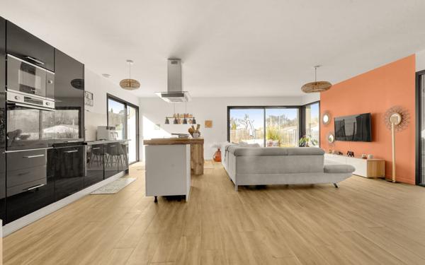 Maison à vendre    4 pièces • 105 m2 L'Isle-Jourdain