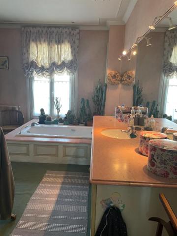 28210 NOGENT LE ROI centre ville 300 m2 terrain 959 m2