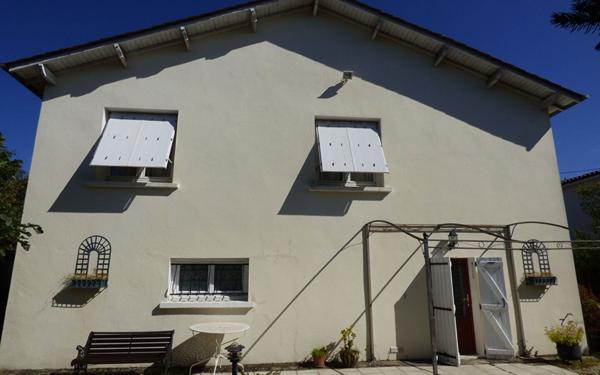 Maison à vendre    6 pièces •  Bergerac