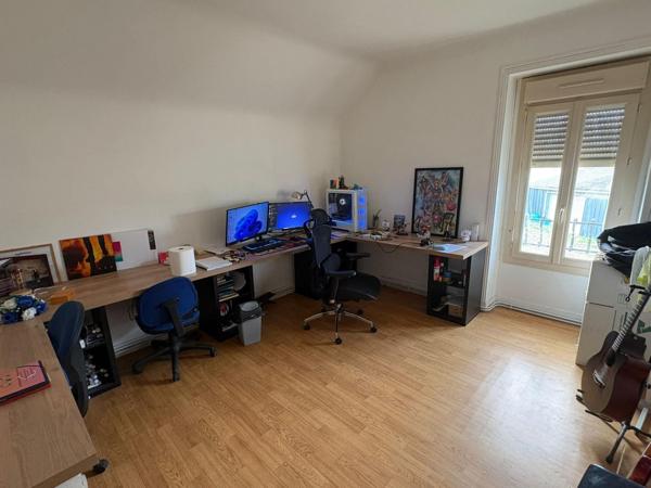 Belle maison 4 chambres au centre de Naintré