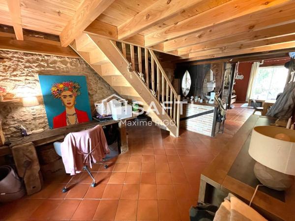 Longère en pierre 87m² avec grange 236m² à rénover