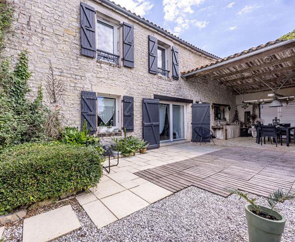 Maison coup de coeur au centre de Marsilly, avec jardin et confort moderne