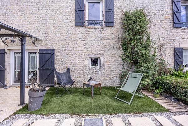Maison coup de coeur au centre de Marsilly, avec jardin et confort moderne