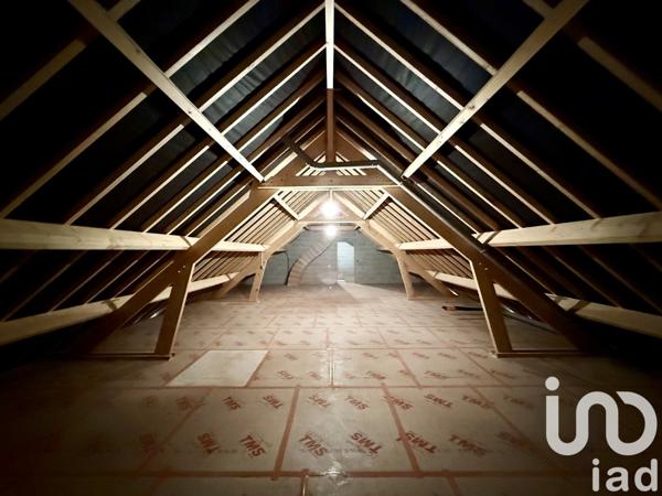 Maison 3 pièces de 101 m² à SAINT-MARTIN-DE-BREHAL (50290)