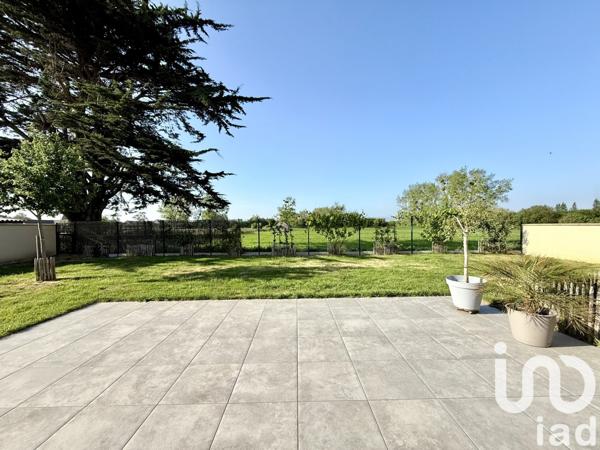 Maison 3 pièces de 101 m² à SAINT-MARTIN-DE-BREHAL (50290)