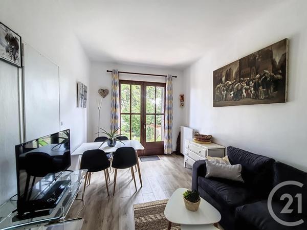 Maison à vendre  11 pièces - 332 m2 MARANS - 17